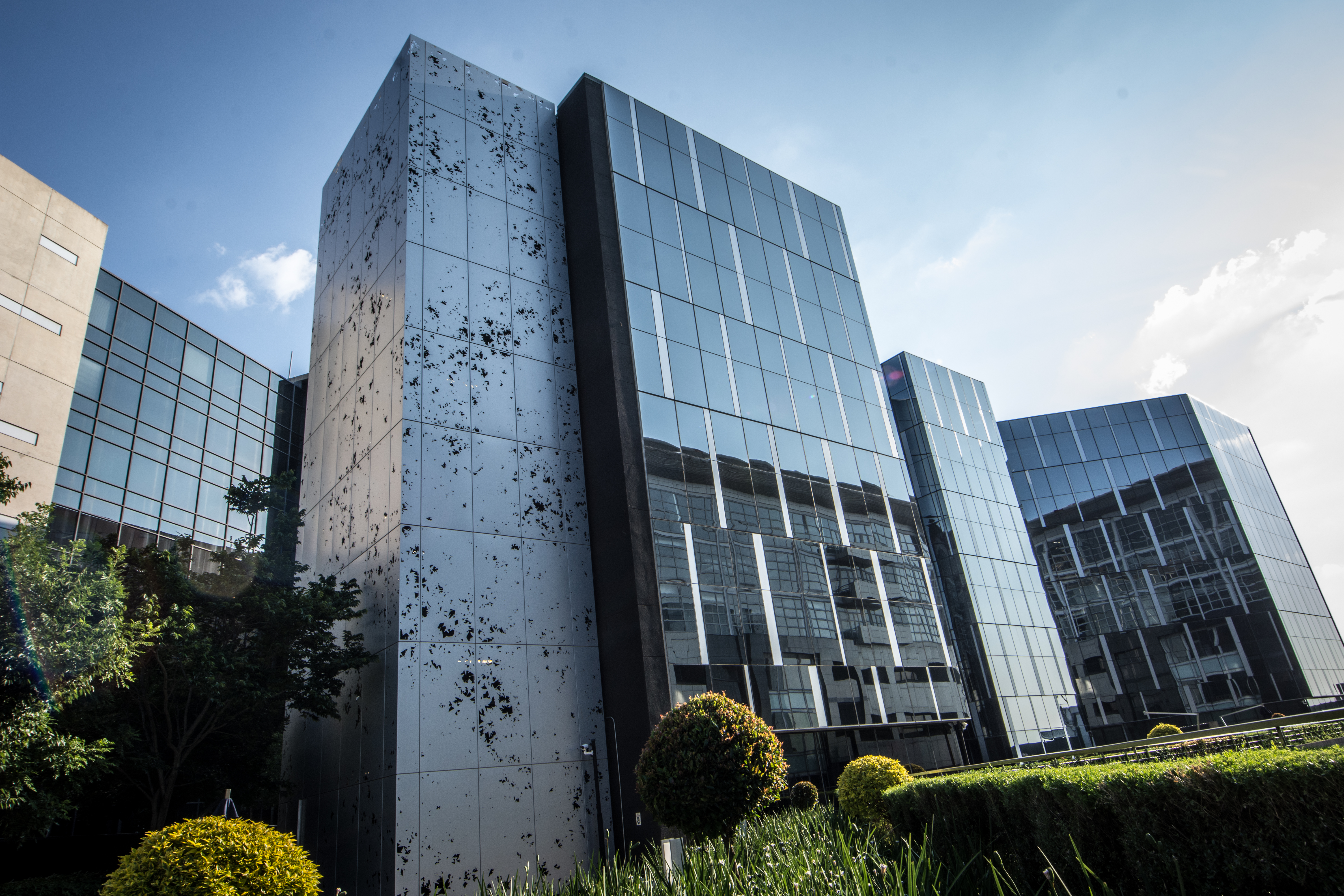 Si Sun Int Building50