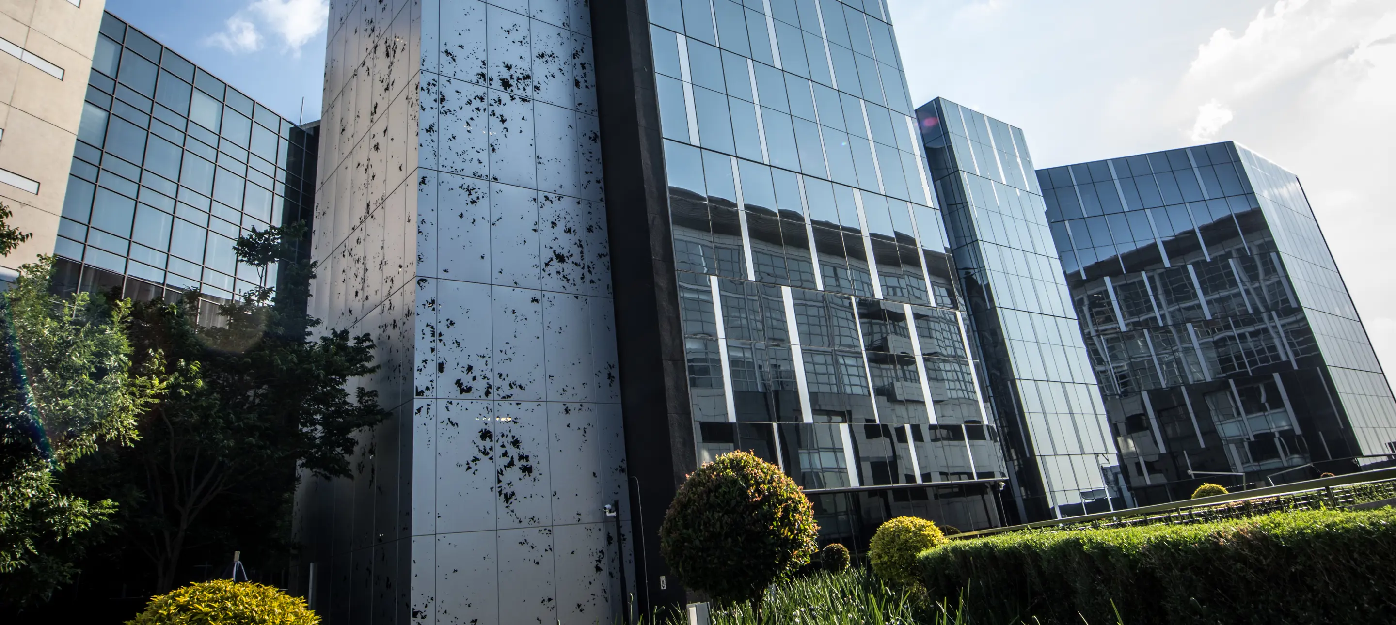 Si Sun Int Building50 Si Sun Int Building50