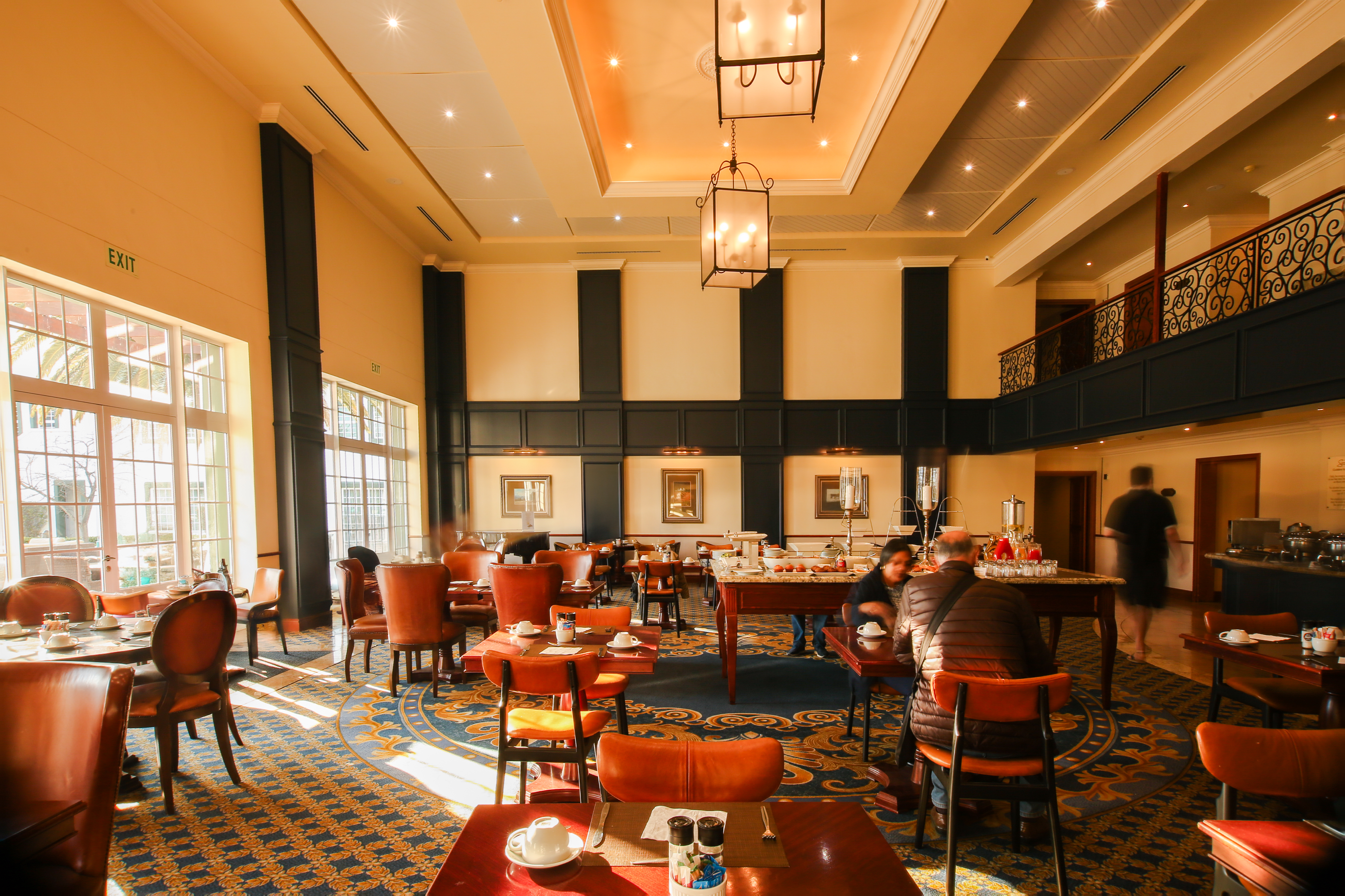 Gold Restaurant Breakfast Room Lodge Dining1