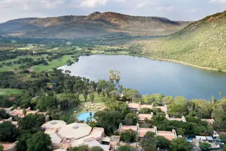 Sun City Cabanas Aerial Of Hotel And Lake 81N0291