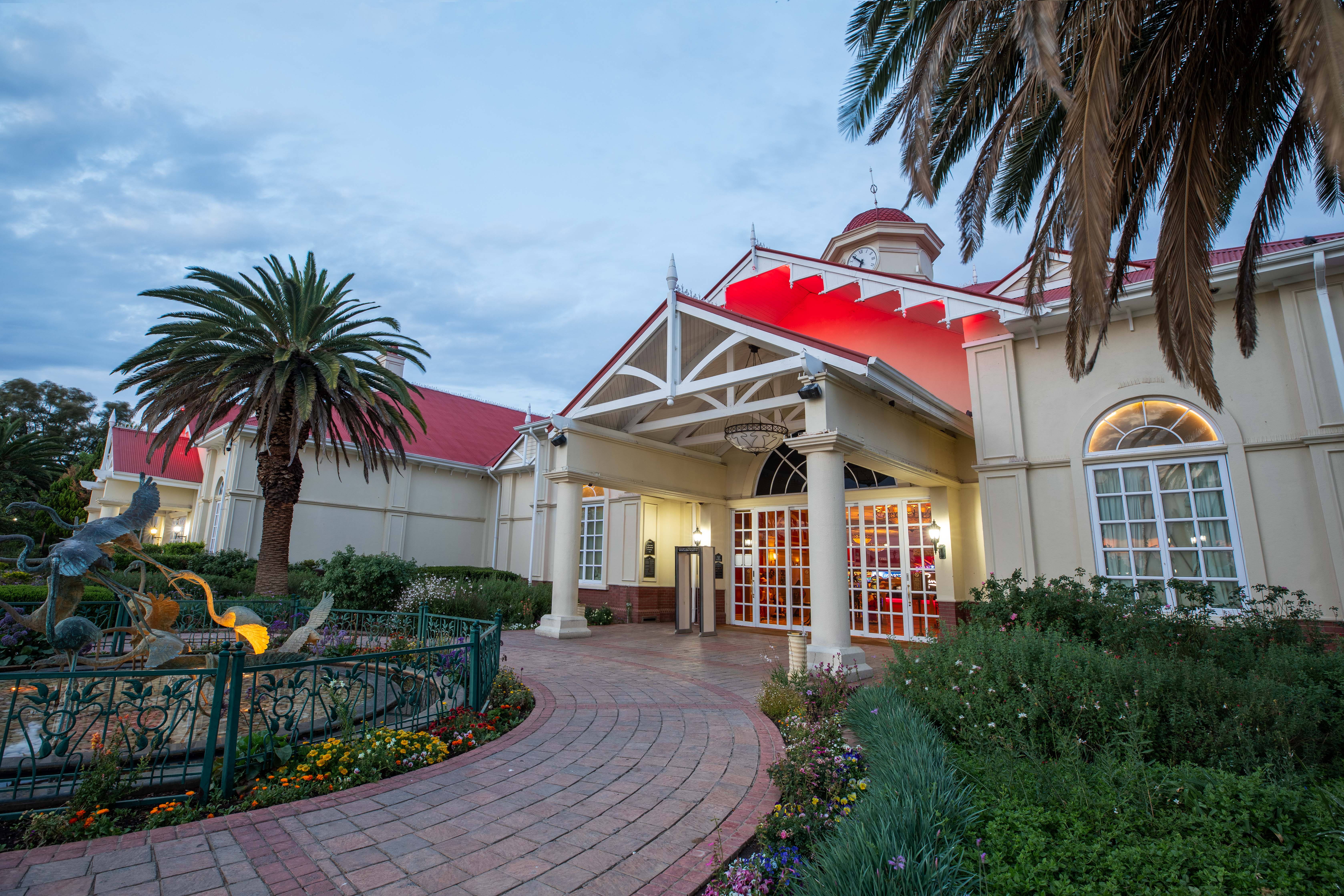 Flam Exterior Evening Casino 4