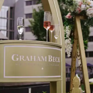 Masl Picnic Graham Beck Bottle Stand