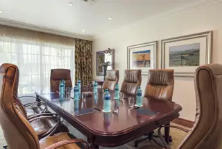 Gold Meeting Room 4