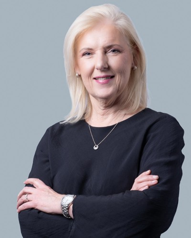 Caroline Henry Caroline Henry