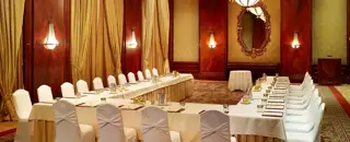 Sun City The Palace Royal Chamber U Shape Setup