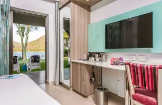 Sun City Cabanas Twin Lake Facing Room