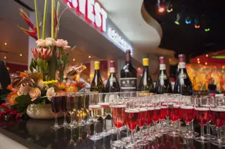 Carn Conference Meeting Banqueting Champagne 4