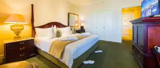 Gran Grand Hotel Rooms Standard Room Bedroom 1
