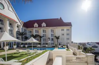 Bord Exterior Hotel Pool View 3