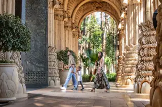 Palace Exterior J0a6044