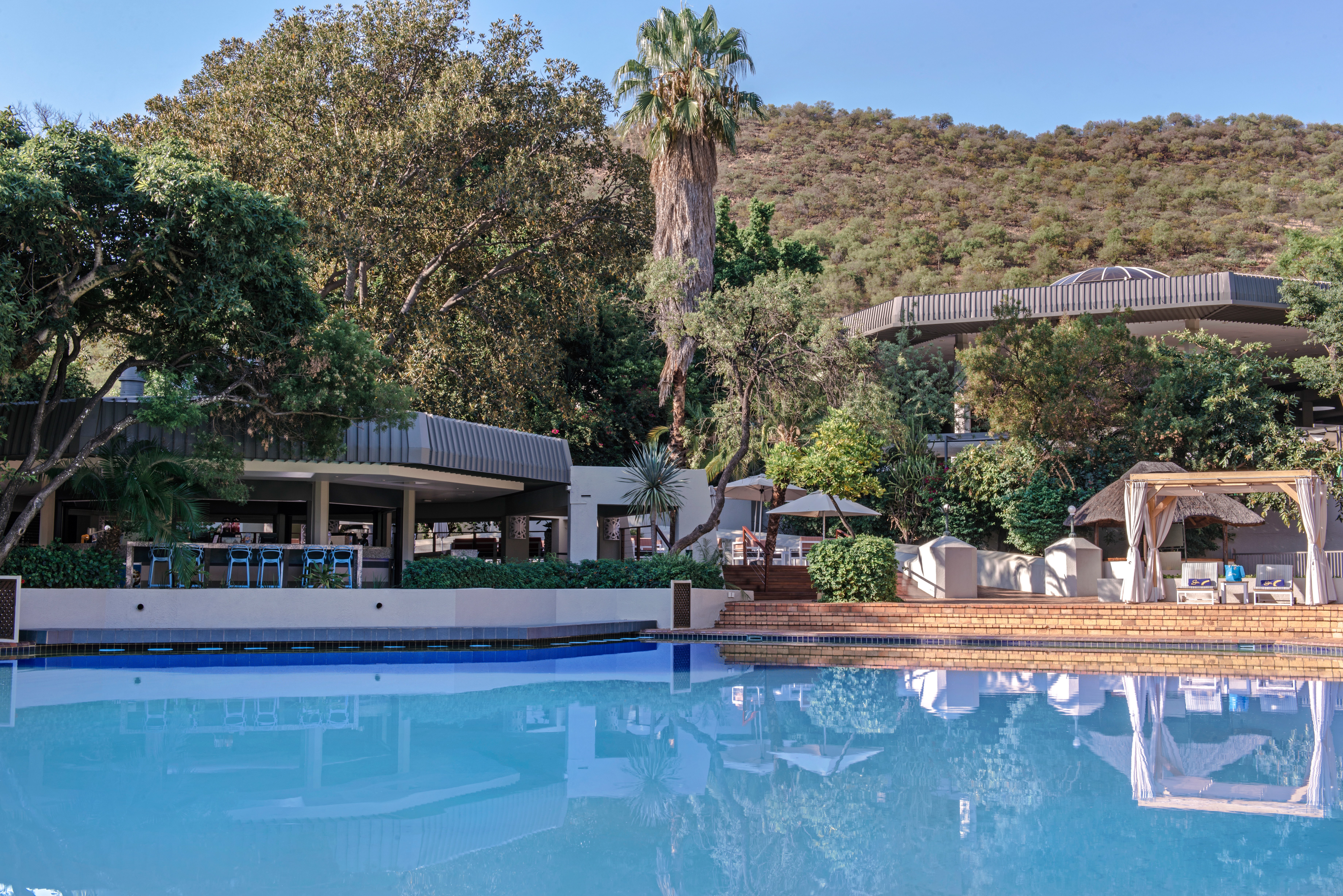 Cabanas Pool 8311