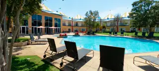 Carn Pool Hotel Day 4