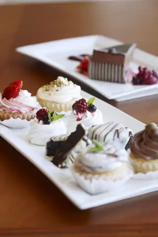 Boardwalk Food Selection Delicacies Lobby Lounge